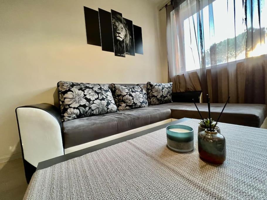 Sof Apartment'S Sofia Exterior photo
